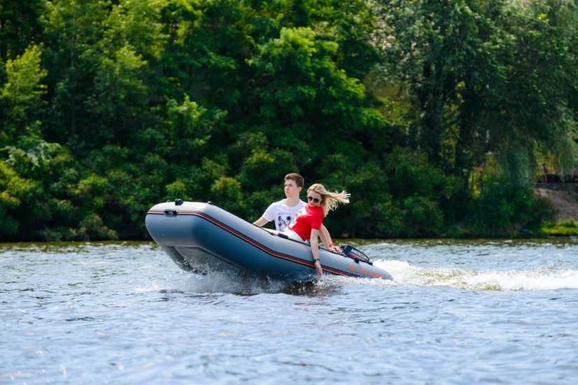 Člun Kolibri KM-300 zelený, lamelová podlaha